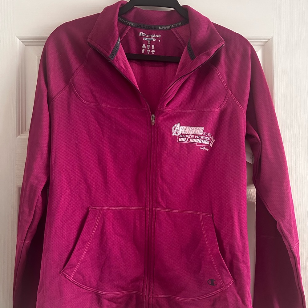 NWT Limited Edition Marvel Sports Zip